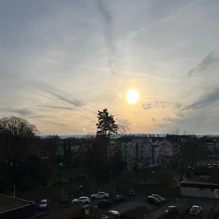 Apartment Der Schwan 7 - 3 Schlafzimmer - 2 Balkone - Zentral - 100 Qm Duren