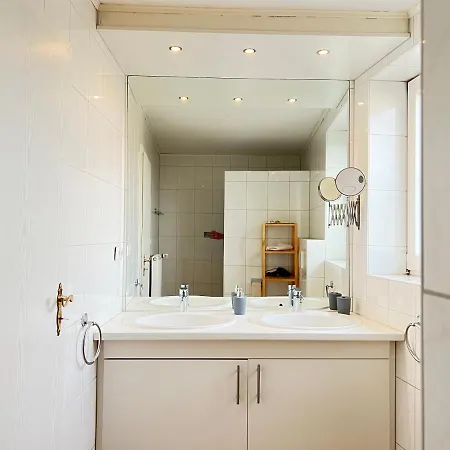 Der Schwan 7 - 3 Schlafzimmer - 2 Balkone - Zentral - 100 Qm