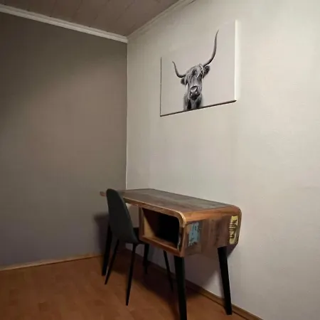Der Schwan 7 - 3 Schlafzimmer - 2 Balkone - Zentral - 100 Qm Appartement *