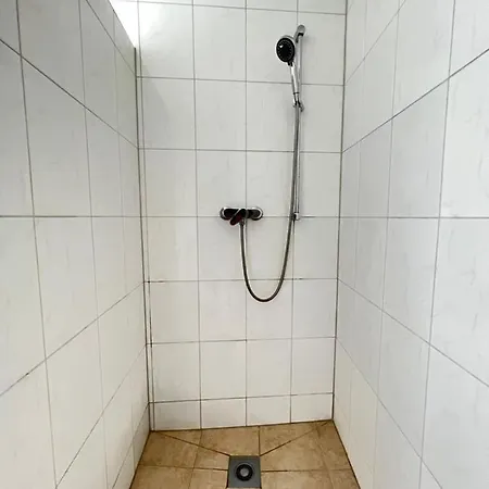 Apartment Der Schwan 7 - 3 Schlafzimmer - 2 Balkone - Zentral - 100 Qm Duren