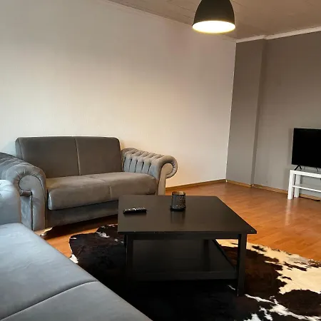 Der Schwan 7 - 3 Schlafzimmer - 2 Balkone - Zentral - 100 Qm Apartament