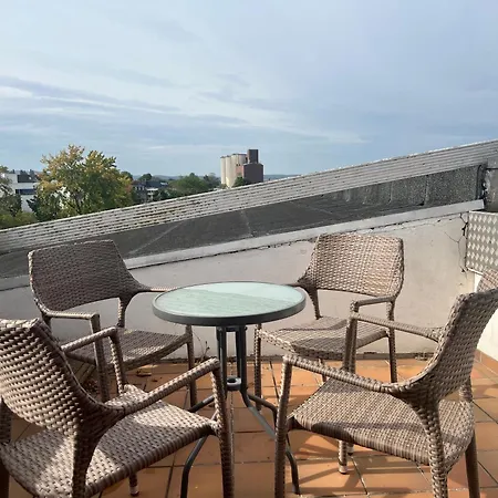 Der Schwan 7 - 3 Schlafzimmer - 2 Balkone - Zentral - 100 Qm Apartment *
