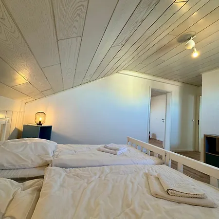 Apartment Der Schwan 7 - 3 Schlafzimmer - 2 Balkone - Zentral - 100 Qm Duren