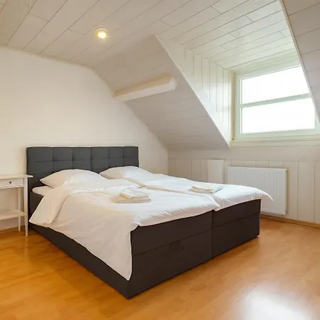 Appartement Der Schwan 7 - 3 Schlafzimmer - 2 Balkone - Zentral - 100 Qm Düren - Eifel